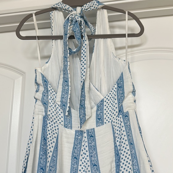 Line and Dot Boho White and Blue Halter JumpSuit - Picture 6 of 13